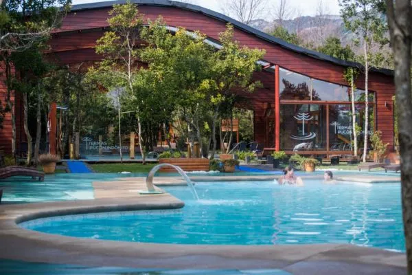 porque visitar pucon es maravilloso conoce las termas pucon indomito